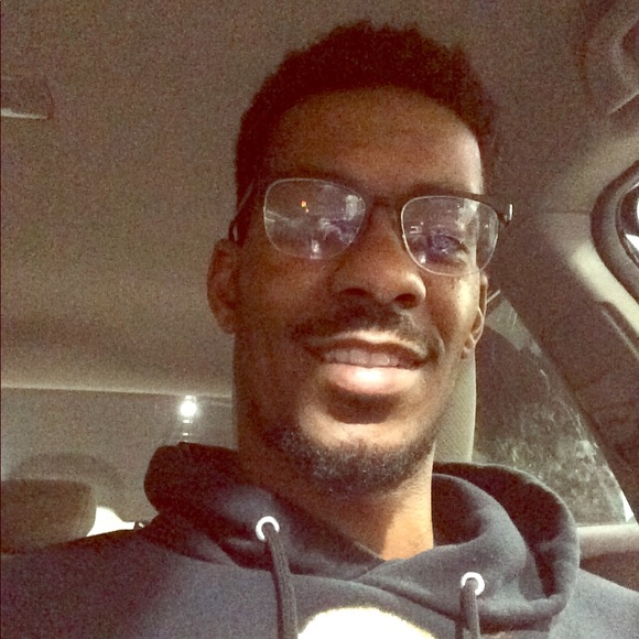 Meet your Posher, Devin - Picture 1 of 1